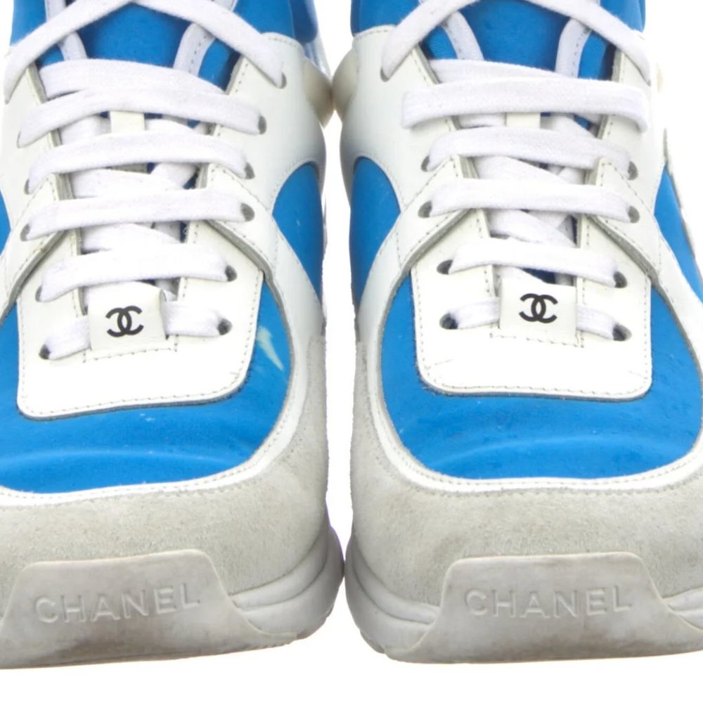 CHANEL 2018 Interlocking CC Logo High Top Sneakers - Picture 2 of 8